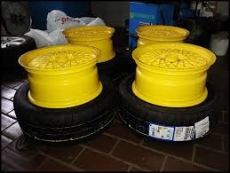 RAL 1021 Polyester Powder Paint Color Yellow Smooth Gloss P/S1/U/1021/B-128 Minimum 1 kg